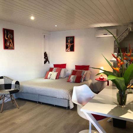 Fare Sunny Hotel Пунауиа Екстериор снимка