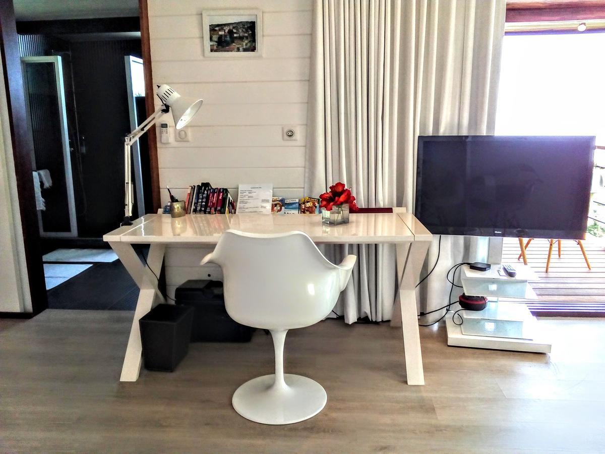 Fare Sunny Hotel Пунауиа Екстериор снимка